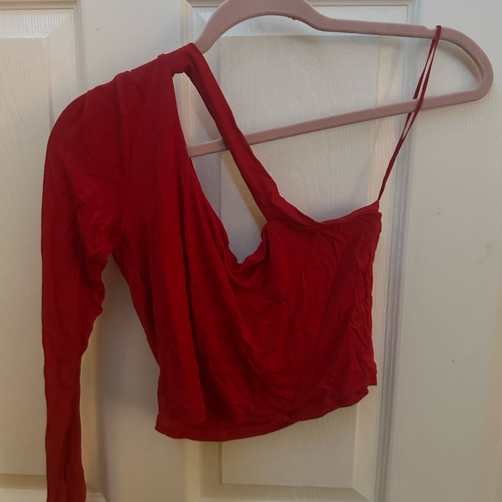 Garage Red Asymmetrical Crop Top - Picture 4 of 6